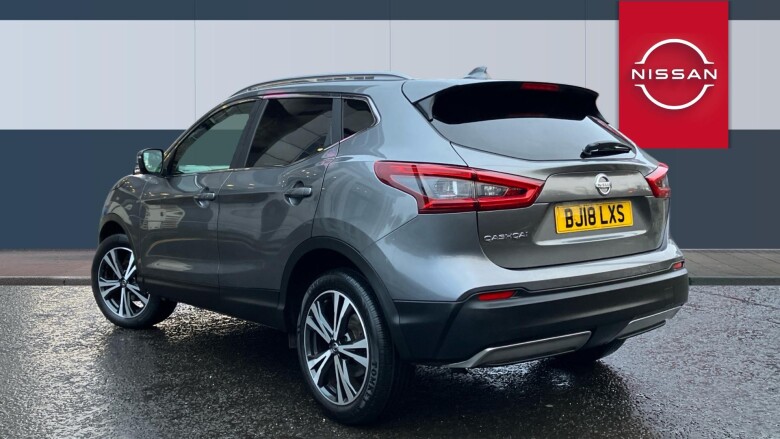 Nissan Qashqai 1.2 DiG-T N-Connecta 5dr Petrol Hatchback
